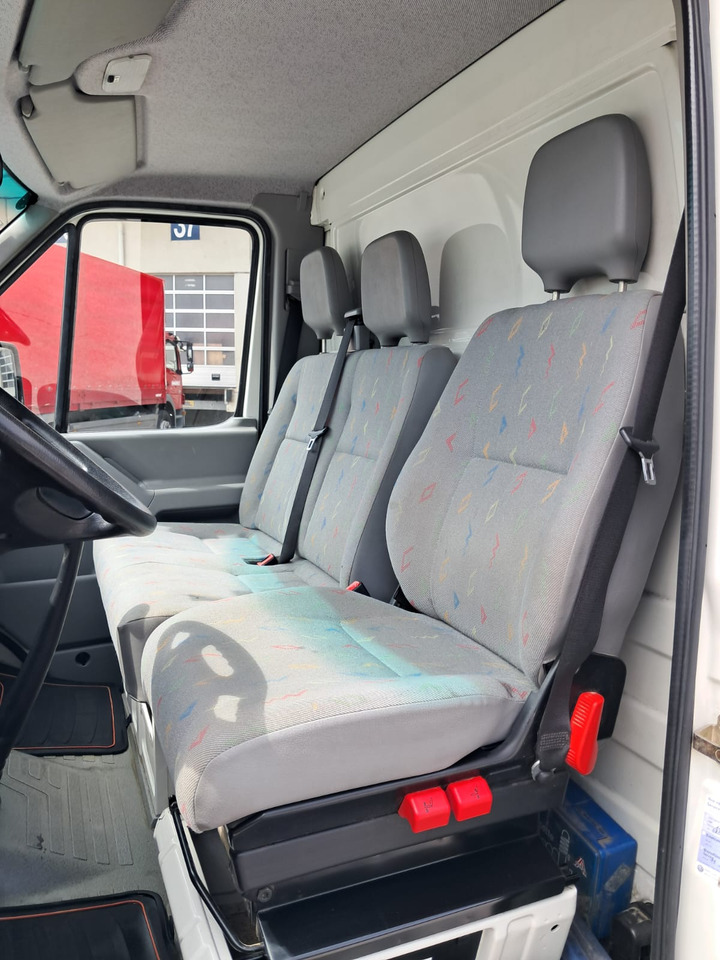 כלי רכב מסחרי עם תיבה VOLKSWAGEN LT 46-35 2.5 TDI: תמונה 16