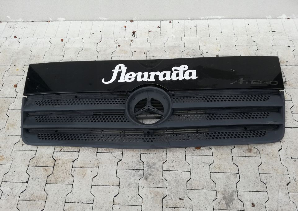 ATRAPA GRILL MASKA MERCEDES ATEGO EURO6 - מכסה מנוע: תמונה 1 ATRAPA GRILL MASKA MERCEDES ATEGO EURO6 - מכסה מנוע: תמונה 1