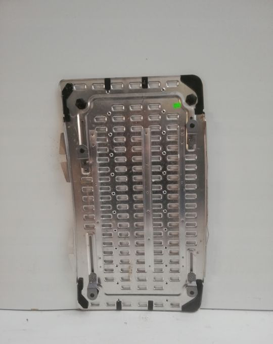 BLACHA PODEST OSŁONA DAF XF CF 87x49CM. - מערכת פליטה עבור משאית: תמונה 2 BLACHA PODEST OSŁONA DAF XF CF 87x49CM. - מערכת פליטה עבור משאית: תמונה 2