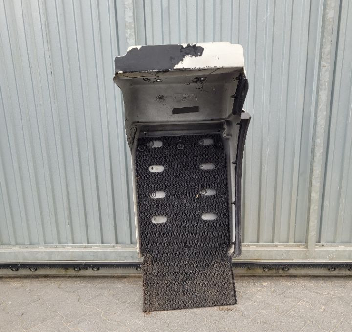 BLOTNIK MAN TGM LH NOWY ORYGINAL 81.61210.0541/0547 - כנפון עבור משאית: תמונה 3 BLOTNIK MAN TGM LH NOWY ORYGINAL 81.61210.0541/0547 - כנפון עבור משאית: תמונה 3