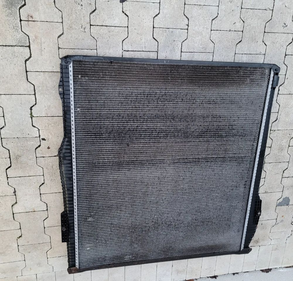 CHŁODNICA WODY SCANIA R 1781365 SZCZELNE ORYGINAŁ - רדיאטור עבור משאית: תמונה 2 CHŁODNICA WODY SCANIA R 1781365 SZCZELNE ORYGINAŁ - רדיאטור עבור משאית: תמונה 2