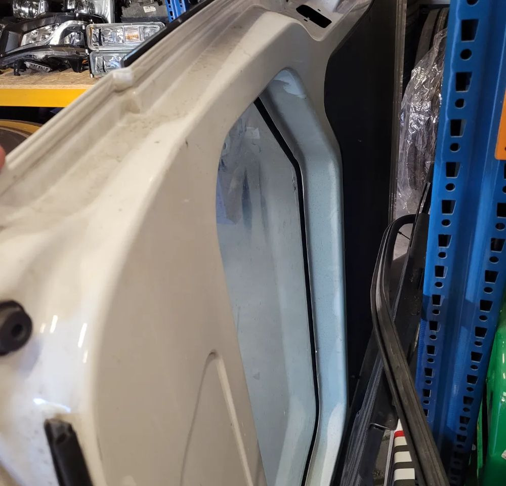 DRZWI RENAULT MASTER PRZESUWNE BOCZNE. - דלת וחלקים עבור כלי רכב מסחרי: תמונה 3 DRZWI RENAULT MASTER PRZESUWNE BOCZNE. - דלת וחלקים עבור כלי רכב מסחרי: תמונה 3