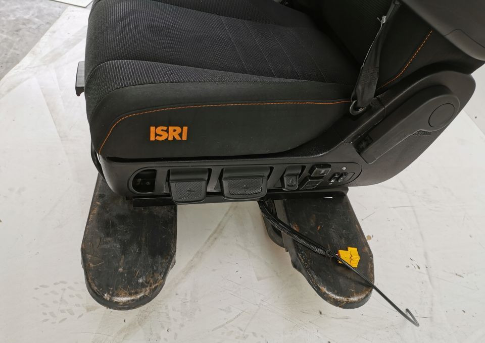 FOTEL KIEROWCY AUTOBUS MAN NEOPLAN ISRI - מושב: תמונה 2 FOTEL KIEROWCY AUTOBUS MAN NEOPLAN ISRI - מושב: תמונה 2