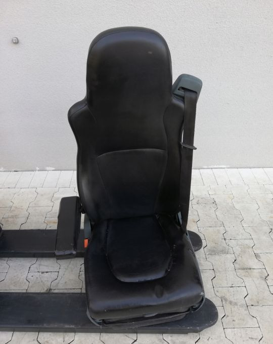 FOTEL KIEROWCY DAF XF CF LF - מושב: תמונה 1 FOTEL KIEROWCY DAF XF CF LF - מושב: תמונה 1