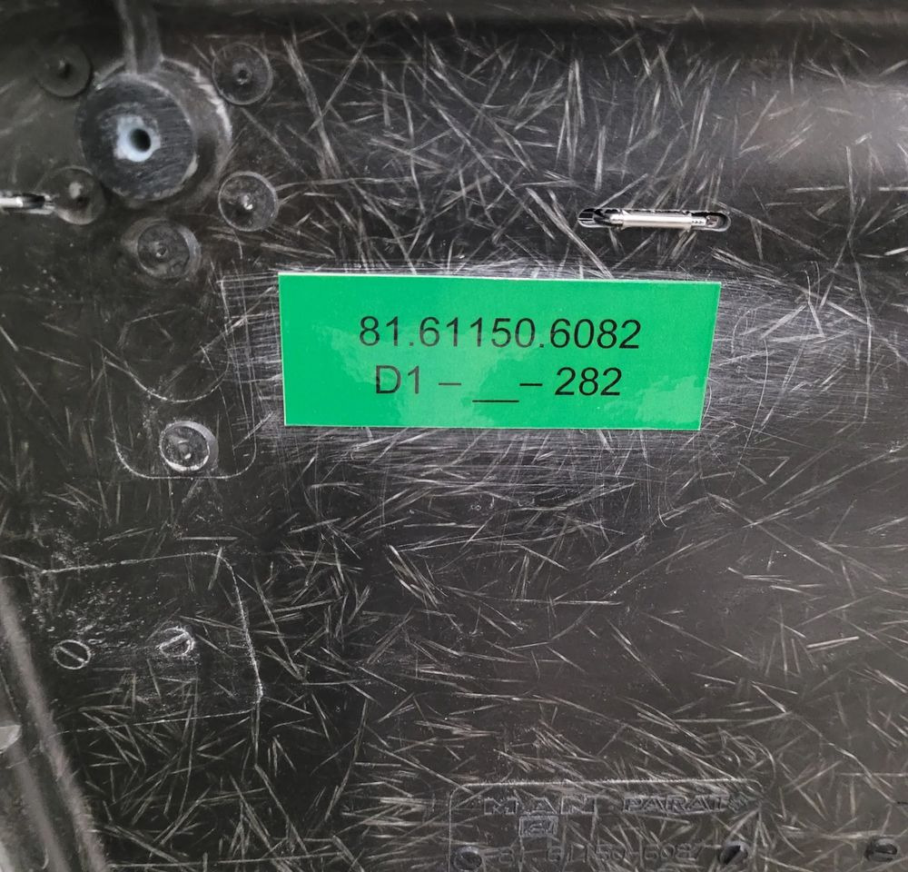 GRILL MAN TGL TGM EURO5 EEV ORYGINAŁ NOWY - גריל עבור משאית: תמונה 4 GRILL MAN TGL TGM EURO5 EEV ORYGINAŁ NOWY - גריל עבור משאית: תמונה 4