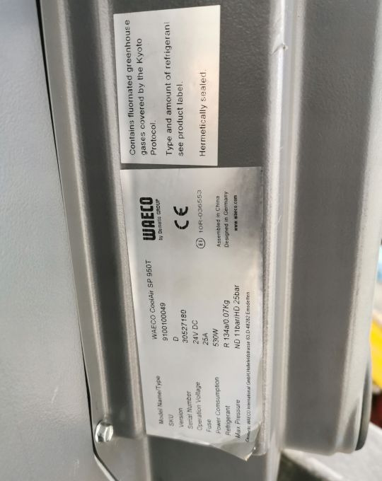 Klimatyzacja waeco sp950T sama góra - חלק מזגן עבור משאית: תמונה 2 Klimatyzacja waeco sp950T sama góra - חלק מזגן עבור משאית: תמונה 2