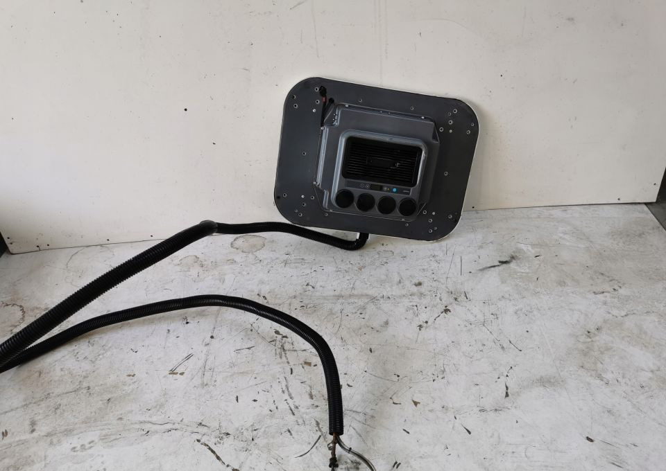 Klimatyzacja waeco sp950T sama góra - חלק מזגן עבור משאית: תמונה 4 Klimatyzacja waeco sp950T sama góra - חלק מזגן עבור משאית: תמונה 4