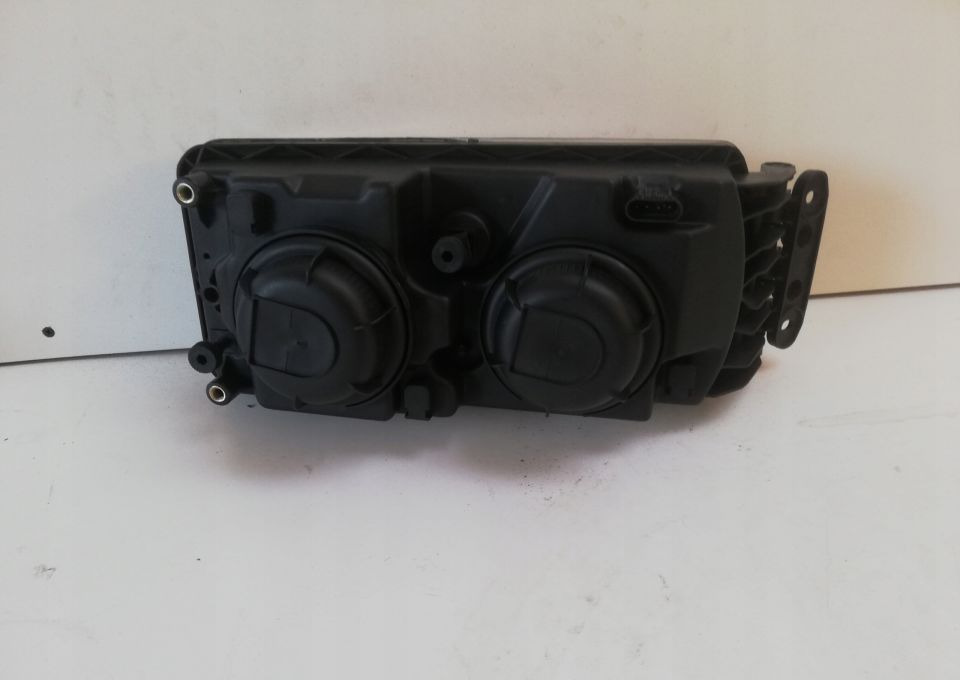 LAMPA IVECO EUROCARGO STRALIS NOWA LIFT LEWA - פנס קדמי עבור משאית: תמונה 2 LAMPA IVECO EUROCARGO STRALIS NOWA LIFT LEWA - פנס קדמי עבור משאית: תמונה 2