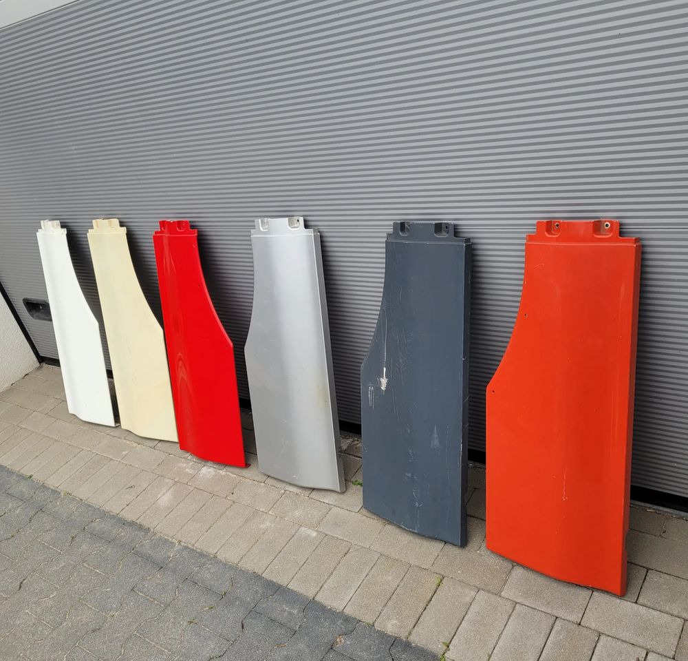 MASKOWNICA PRZEDŁUŻENIE STOPNICY MAN TGX TGA ORYGINAŁ CHWALIM116 - גוף וחלק חיצוני עבור משאית: תמונה 3 MASKOWNICA PRZEDŁUŻENIE STOPNICY MAN TGX TGA ORYGINAŁ CHWALIM116 - גוף וחלק חיצוני עבור משאית: תמונה 3