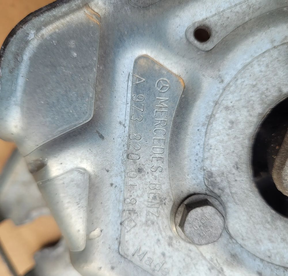 MECHANIZM WYCIETACZEK MERCEDES ATEGO 3 A9738200181 - גוף וחלק חיצוני עבור משאית: תמונה 3 MECHANIZM WYCIETACZEK MERCEDES ATEGO 3 A9738200181 - גוף וחלק חיצוני עבור משאית: תמונה 3
