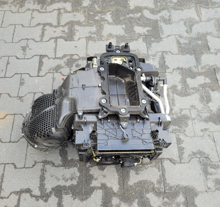 NAGRZEWNICA RENAUL RANGE T GAMA OM 7484553426/02 - חימום/ אוורור עבור משאית: תמונה 1 NAGRZEWNICA RENAUL RANGE T GAMA OM 7484553426/02 - חימום/ אוורור עבור משאית: תמונה 1
