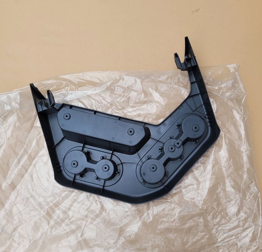 PÓŁKA KONSOLA MERCRDES ACTROS MP4 MP5 ORYGINAŁ NOWA A9606806991 CHWALIM116 - לוח מחוונים עבור משאית: תמונה 2 PÓŁKA KONSOLA MERCRDES ACTROS MP4 MP5 ORYGINAŁ NOWA A9606806991 CHWALIM116 - לוח מחוונים עבור משאית: תמונה 2