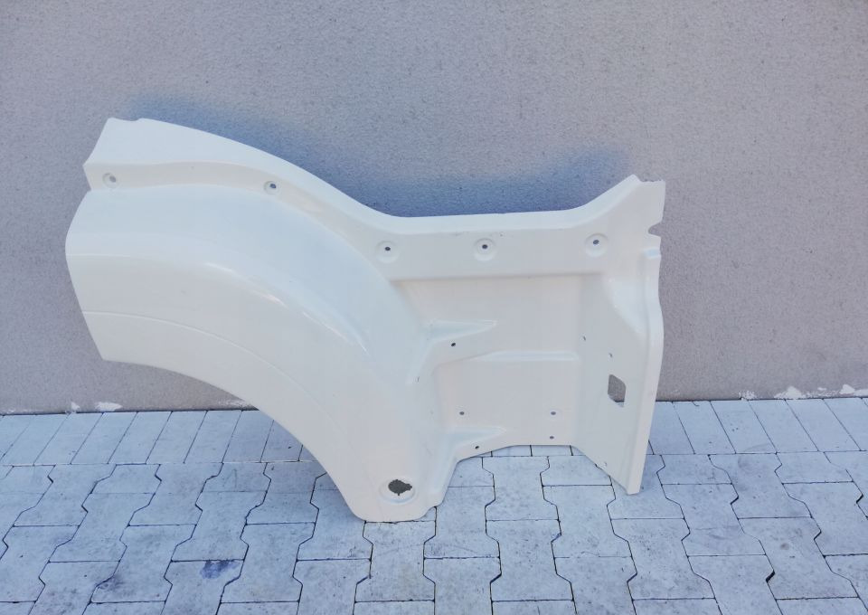 STOPNICA MAN TGS TGA ROBOCZY WASKA KABINA RH. - צעד עבור משאית: תמונה 1 STOPNICA MAN TGS TGA ROBOCZY WASKA KABINA RH. - צעד עבור משאית: תמונה 1