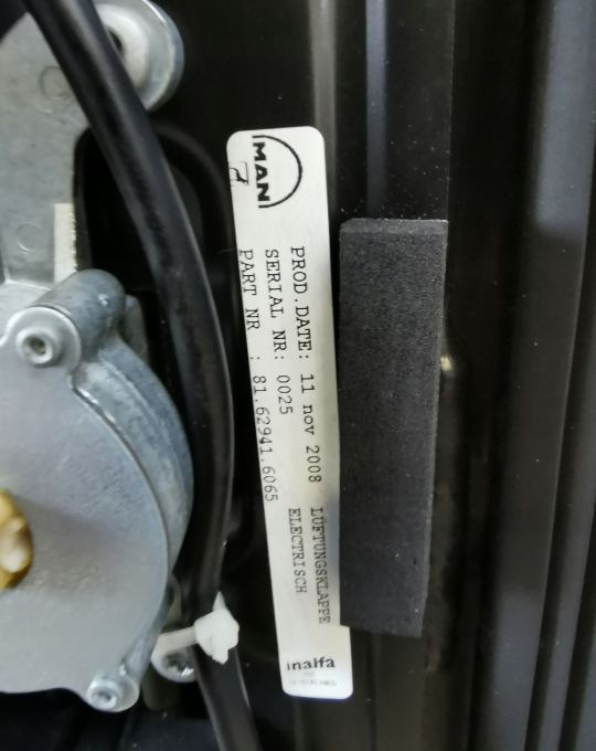 SZYBERDACH MAN TGX TGS ELKTRYCZNY - גוף וחלק חיצוני עבור משאית: תמונה 3 SZYBERDACH MAN TGX TGS ELKTRYCZNY - גוף וחלק חיצוני עבור משאית: תמונה 3