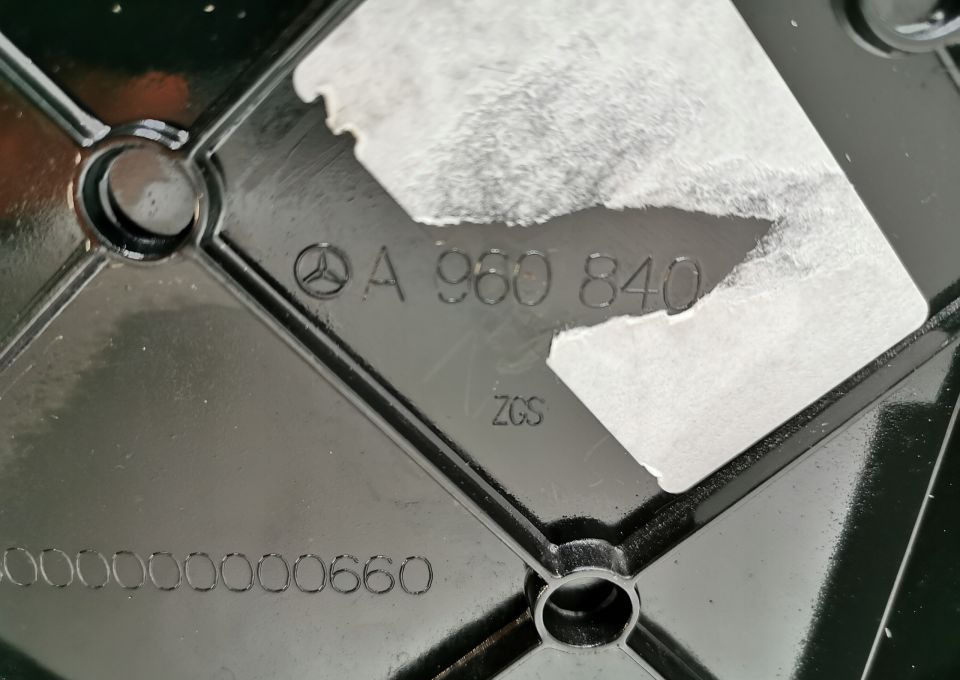 Schowek na lodówkę MERCEDES ANTOS AROX MP4 - תא ופנים הרכב עבור משאית: תמונה 3 Schowek na lodówkę MERCEDES ANTOS AROX MP4 - תא ופנים הרכב עבור משאית: תמונה 3