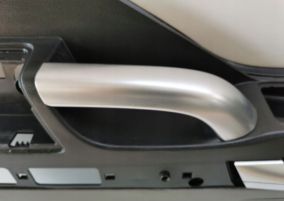 TAPICERKA DRZWI RĄCZKA Man TGX LH - דלת וחלקים עבור משאית: תמונה 2 TAPICERKA DRZWI RĄCZKA Man TGX LH - דלת וחלקים עבור משאית: תמונה 2