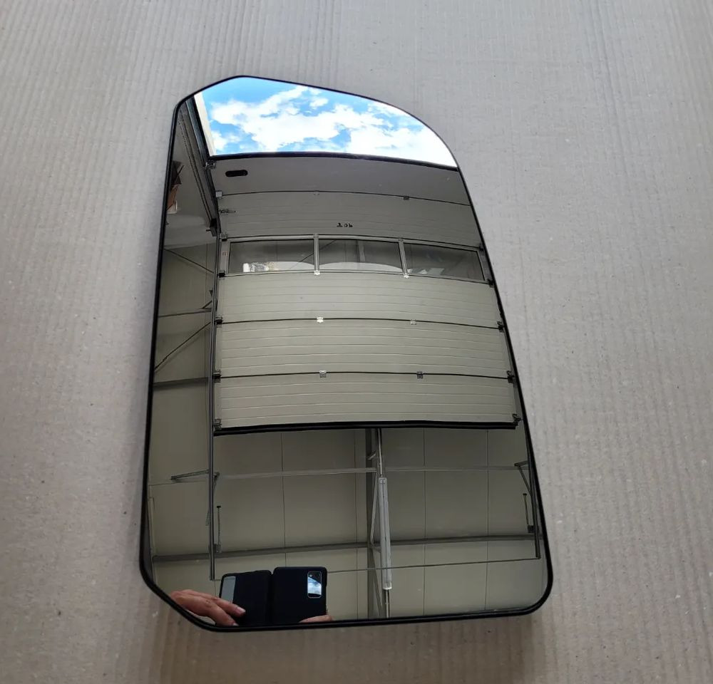WKŁAD LUSTERKA IVECO S WAY - מראה פנימית עבור משאית: תמונה 1 WKŁAD LUSTERKA IVECO S WAY - מראה פנימית עבור משאית: תמונה 1