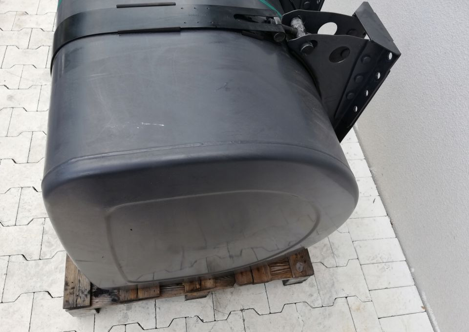 ZBIORNIK PALIWA VOLVO FH4 FH13 FMX FM 110X70CM - מכל דלק עבור משאית: תמונה 3 ZBIORNIK PALIWA VOLVO FH4 FH13 FMX FM 110X70CM - מכל דלק עבור משאית: תמונה 3
