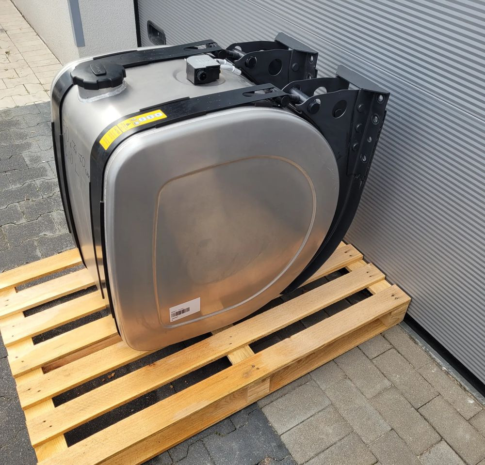 ZBIORNIK PALIWA VOLVO FH4 FH5 RENAULT 21516443 210L CHWALIM116 - מכל דלק עבור משאית: תמונה 3 ZBIORNIK PALIWA VOLVO FH4 FH5 RENAULT 21516443 210L CHWALIM116 - מכל דלק עבור משאית: תמונה 3