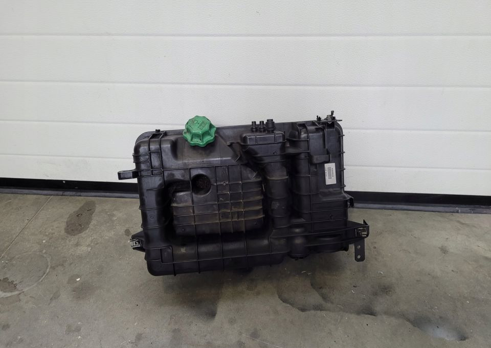 ZBIORNIK WYRÓWNAWCZY MERCEDES ACTROS A9605014203 - מכל הרחבה עבור משאית: תמונה 1 ZBIORNIK WYRÓWNAWCZY MERCEDES ACTROS A9605014203 - מכל הרחבה עבור משאית: תמונה 1
