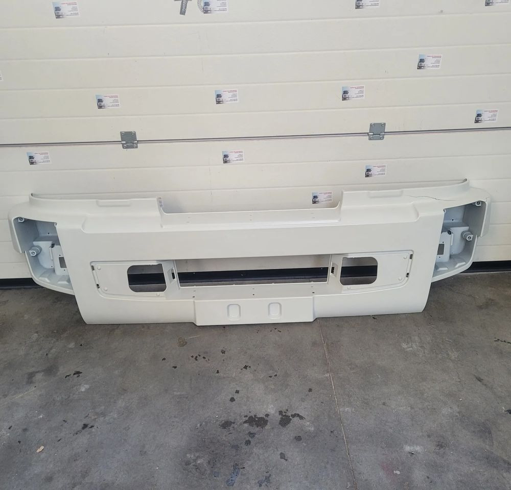 ZDERZAK ORYGINAŁ VOLVO FL WYSOKI 20958817 - גוף וחלק חיצוני עבור משאית: תמונה 1 ZDERZAK ORYGINAŁ VOLVO FL WYSOKI 20958817 - גוף וחלק חיצוני עבור משאית: תמונה 1