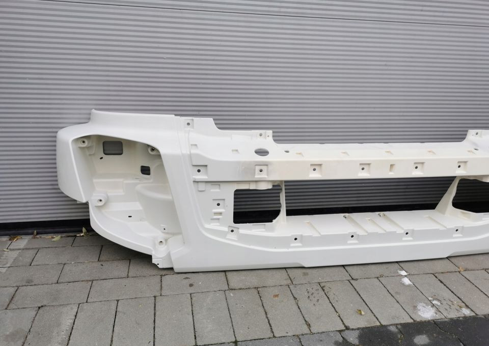 ZDERZAK VOLVO FL E6 NOWY ORYGINAŁ 82639926 - פגוש עבור משאית: תמונה 3 ZDERZAK VOLVO FL E6 NOWY ORYGINAŁ 82639926 - פגוש עבור משאית: תמונה 3
