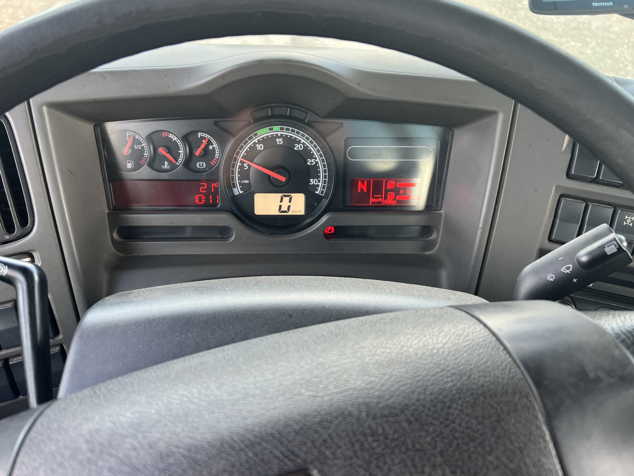 SCANIA 8x4 - משאית הרמת וו: תמונה 1 SCANIA 8x4 - משאית הרמת וו: תמונה 1