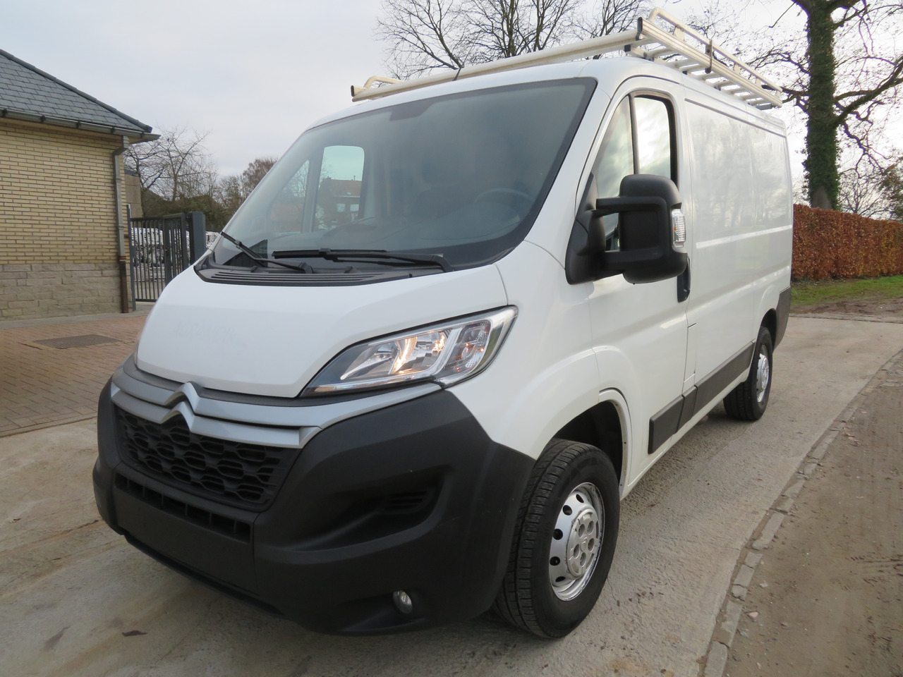 Citroën Jumper 2.2 BlueHDi - L1H1 - כלי רכב מסחרי עם לוח: תמונה 3 Citroën Jumper 2.2 BlueHDi - L1H1 - כלי רכב מסחרי עם לוח: תמונה 3