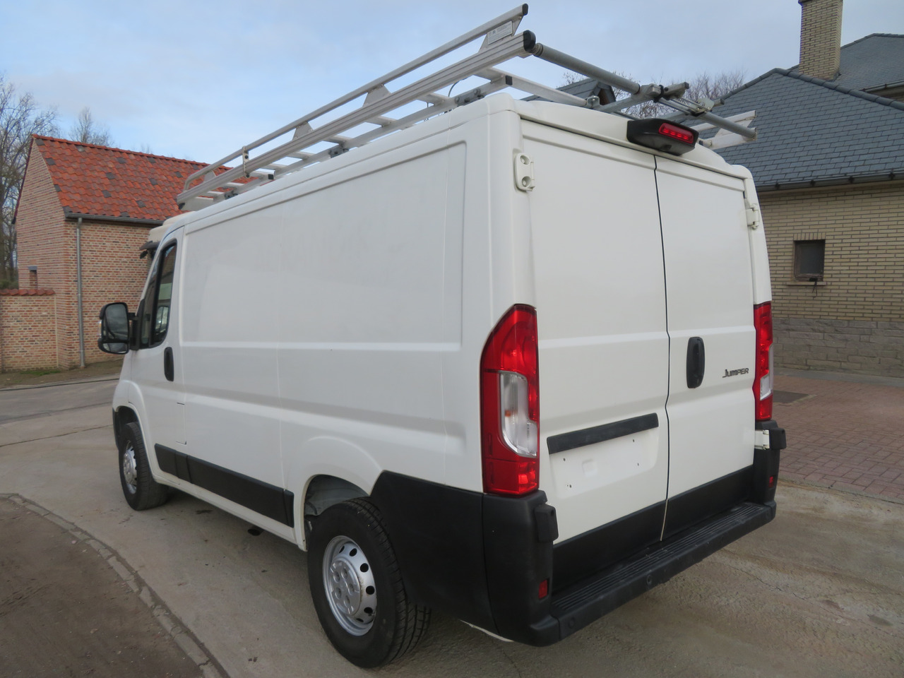 Citroën Jumper 2.2 BlueHDi - L1H1 - כלי רכב מסחרי עם לוח: תמונה 5 Citroën Jumper 2.2 BlueHDi - L1H1 - כלי רכב מסחרי עם לוח: תמונה 5