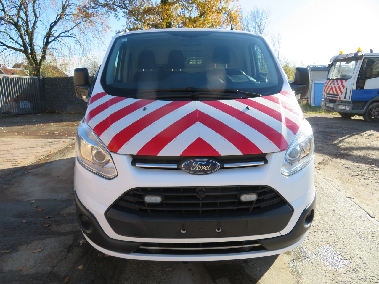 Ford Transit Custom 2.0tdci - כלי רכב מסחרי קטן: תמונה 2 Ford Transit Custom 2.0tdci - כלי רכב מסחרי קטן: תמונה 2