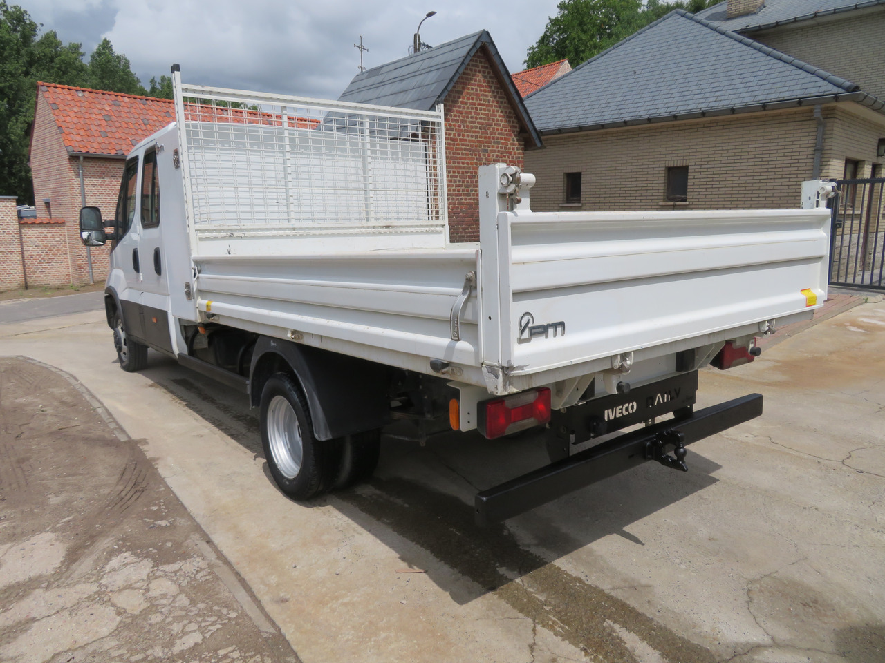 IVECO Daily 35C16 3.0 Dubbel cabine - כלי רכב מסחרי מזהיר, כלי רכב מסחרי קומבי: תמונה 5 IVECO Daily 35C16 3.0 Dubbel cabine - כלי רכב מסחרי מזהיר, כלי רכב מסחרי קומבי: תמונה 5