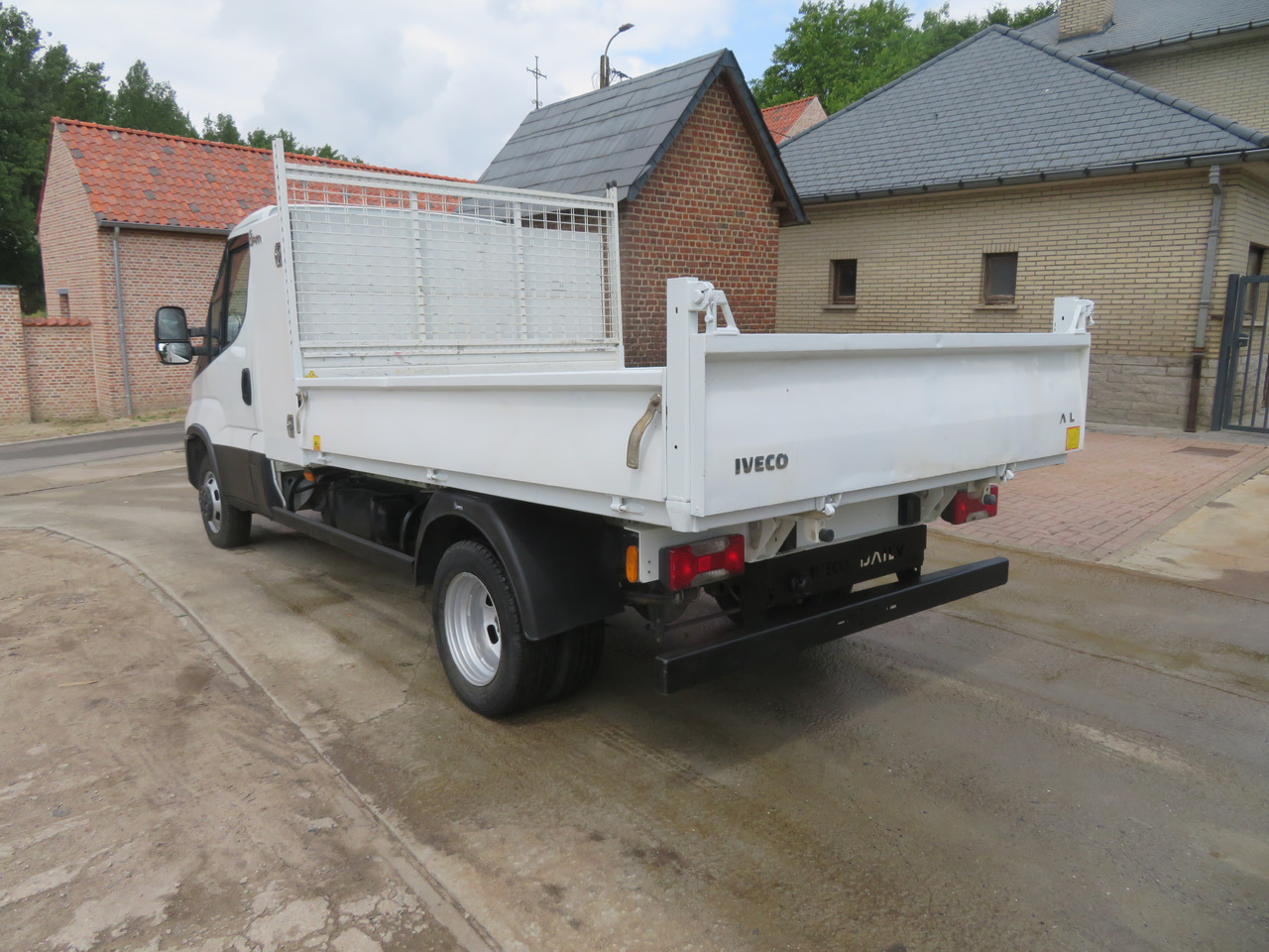 IVECO Daily 35C16 - 3.0 - כלי רכב מסחרי מזהיר: תמונה 5 IVECO Daily 35C16 - 3.0 - כלי רכב מסחרי מזהיר: תמונה 5