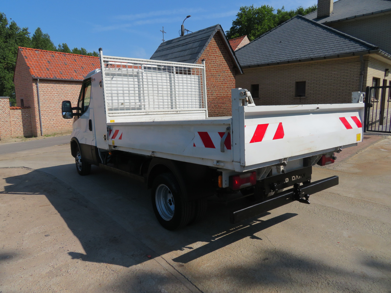 IVECO Daily 35C16 3.0 - כלי רכב מסחרי מזהיר: תמונה 5 IVECO Daily 35C16 3.0 - כלי רכב מסחרי מזהיר: תמונה 5