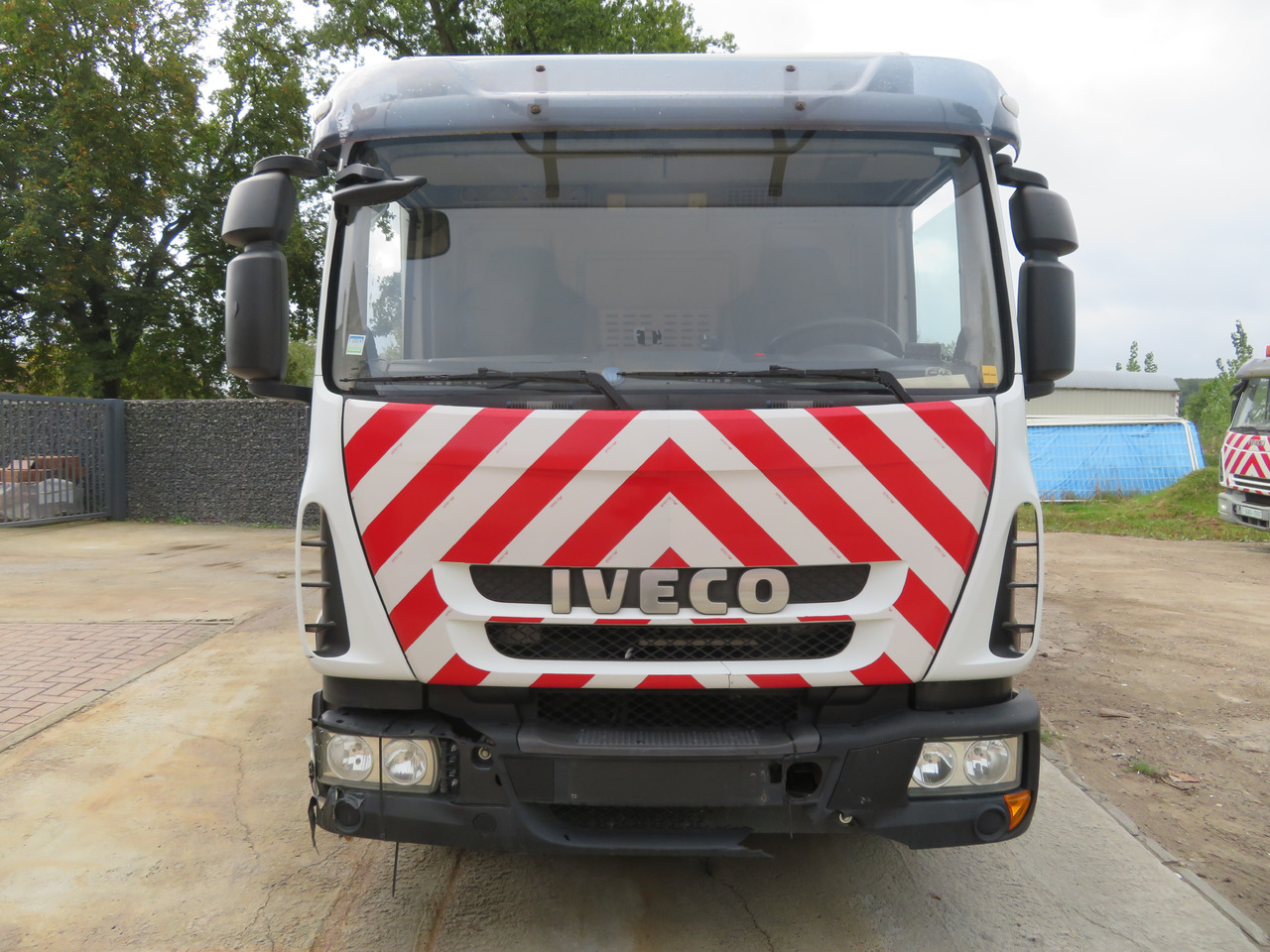 Iveco Eurocargo ML90E18 Bakwagen - משאית תיבה: תמונה 2 Iveco Eurocargo ML90E18 Bakwagen - משאית תיבה: תמונה 2