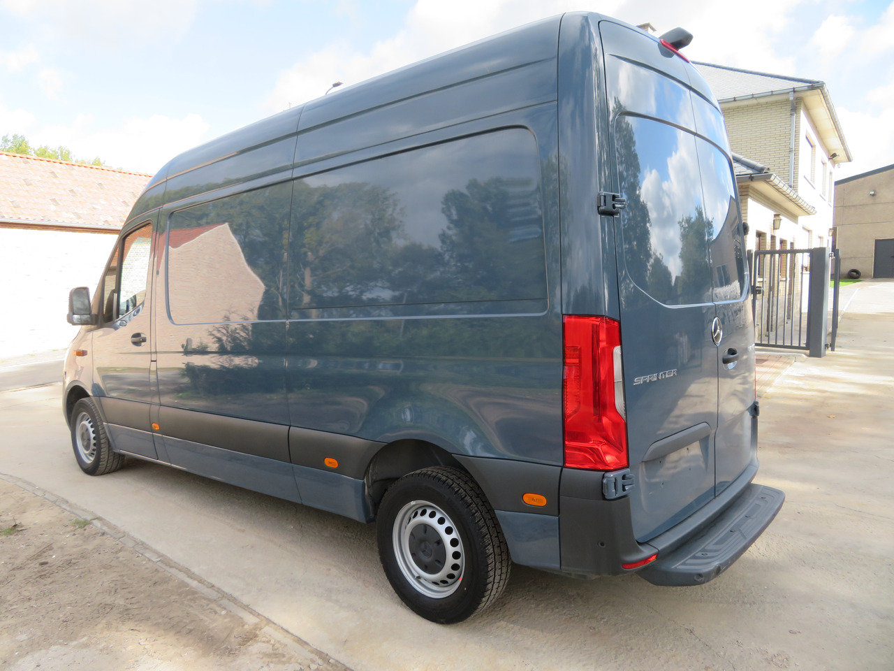 Mercedes-Benz Gesloten bestelwagen A2H2 - כלי רכב מסחרי עם לוח: תמונה 5 Mercedes-Benz Gesloten bestelwagen A2H2 - כלי רכב מסחרי עם לוח: תמונה 5