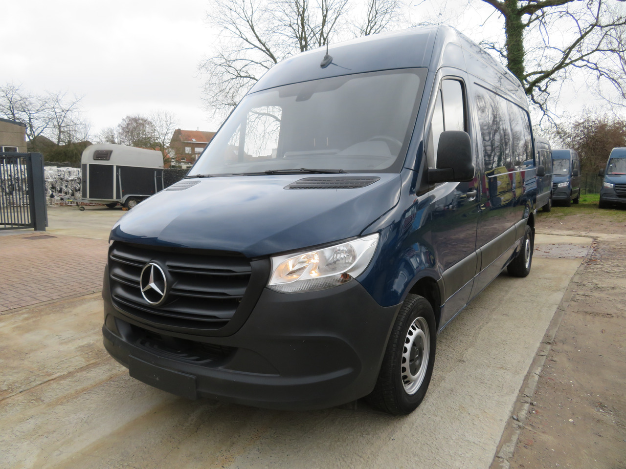 Mercedes-Benz Sprinter 311CDi - כלי רכב מסחרי קטן: תמונה 3 Mercedes-Benz Sprinter 311CDi - כלי רכב מסחרי קטן: תמונה 3