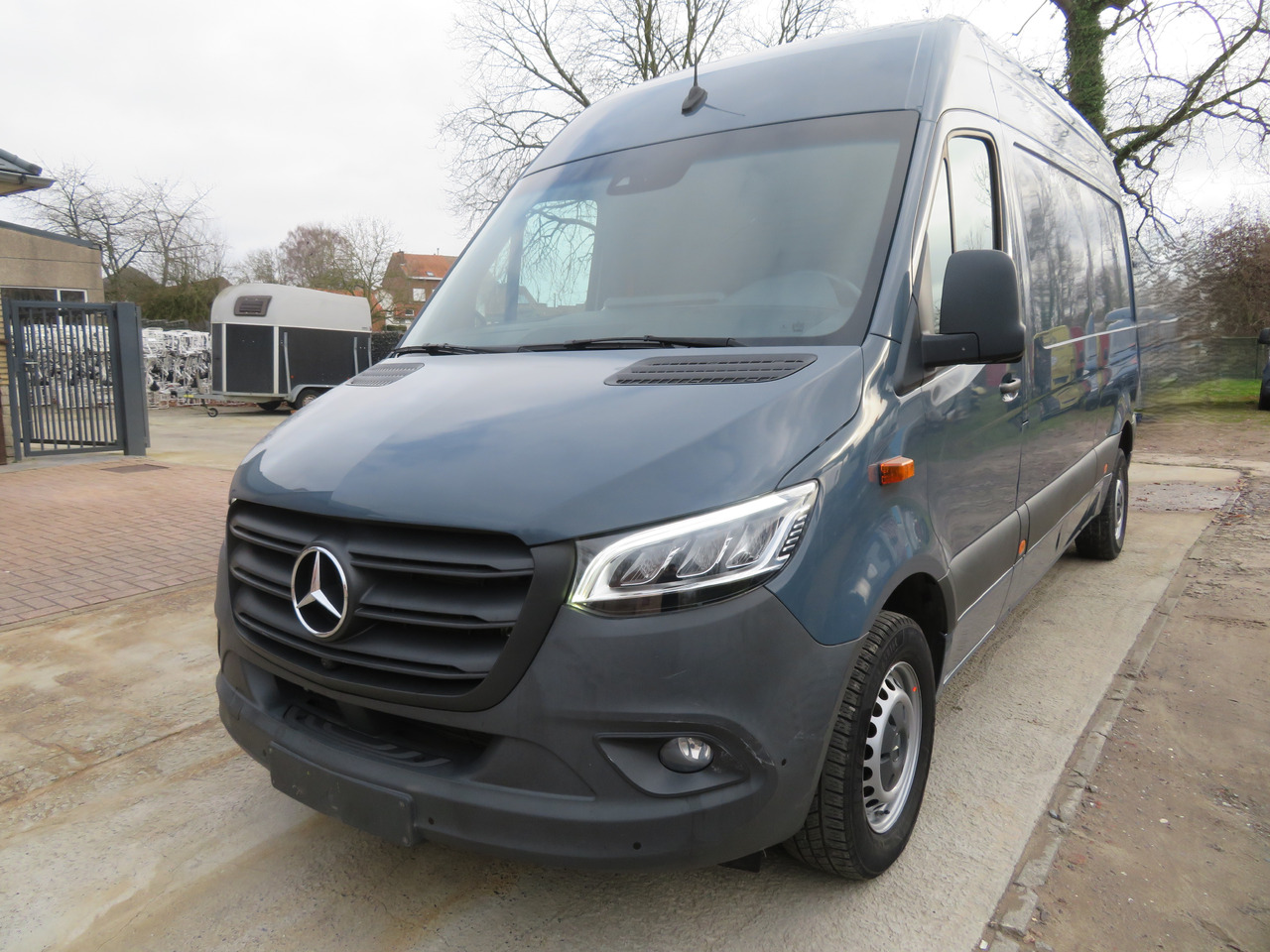 Mercedes-Benz Sprinter 317cdi - 9GTronic - A2H2 - כלי רכב מסחרי עם לוח: תמונה 3 Mercedes-Benz Sprinter 317cdi - 9GTronic - A2H2 - כלי רכב מסחרי עם לוח: תמונה 3