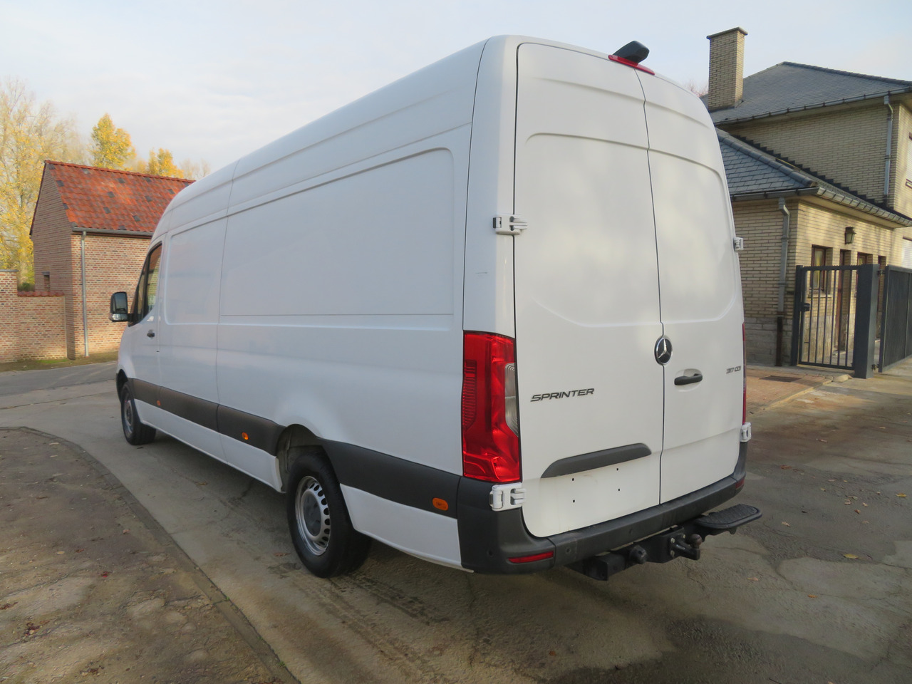 Mercedes-Benz Sprinter 317cdi - A3H2 - 3.5T trekvermogen - כלי רכב מסחרי עם לוח: תמונה 5 Mercedes-Benz Sprinter 317cdi - A3H2 - 3.5T trekvermogen - כלי רכב מסחרי עם לוח: תמונה 5