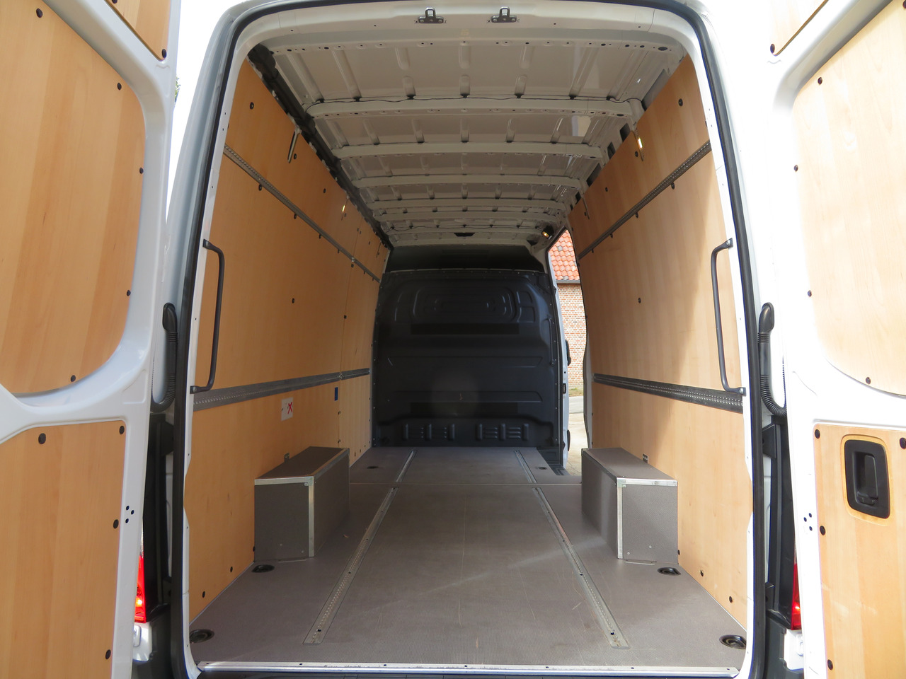 חָדָשׁ כלי רכב מסחרי עם לוח Mercedes-Benz Sprinter 317cdi - A3H2: תמונה 9