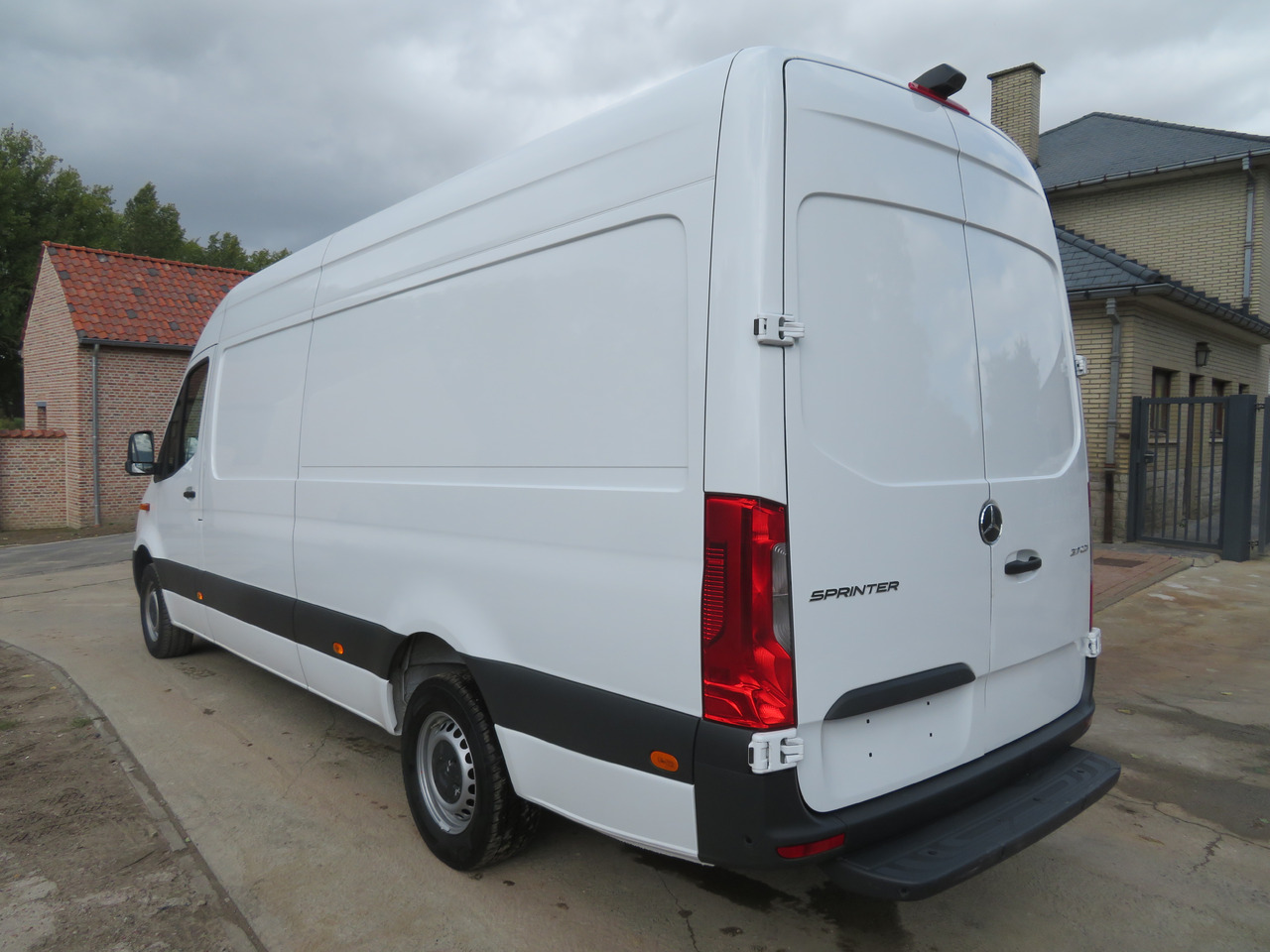 Mercedes-Benz Sprinter 317cdi - A3H2 - כלי רכב מסחרי עם לוח: תמונה 5 Mercedes-Benz Sprinter 317cdi - A3H2 - כלי רכב מסחרי עם לוח: תמונה 5