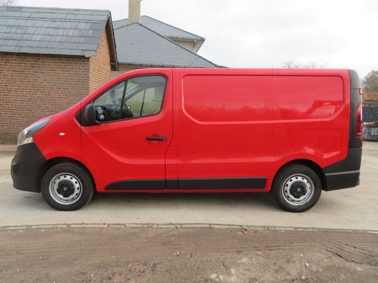 Opel Vivaro 1.6CDTI BI-Turbo - L1H1 - כלי רכב מסחרי קטן: תמונה 4 Opel Vivaro 1.6CDTI BI-Turbo - L1H1 - כלי רכב מסחרי קטן: תמונה 4