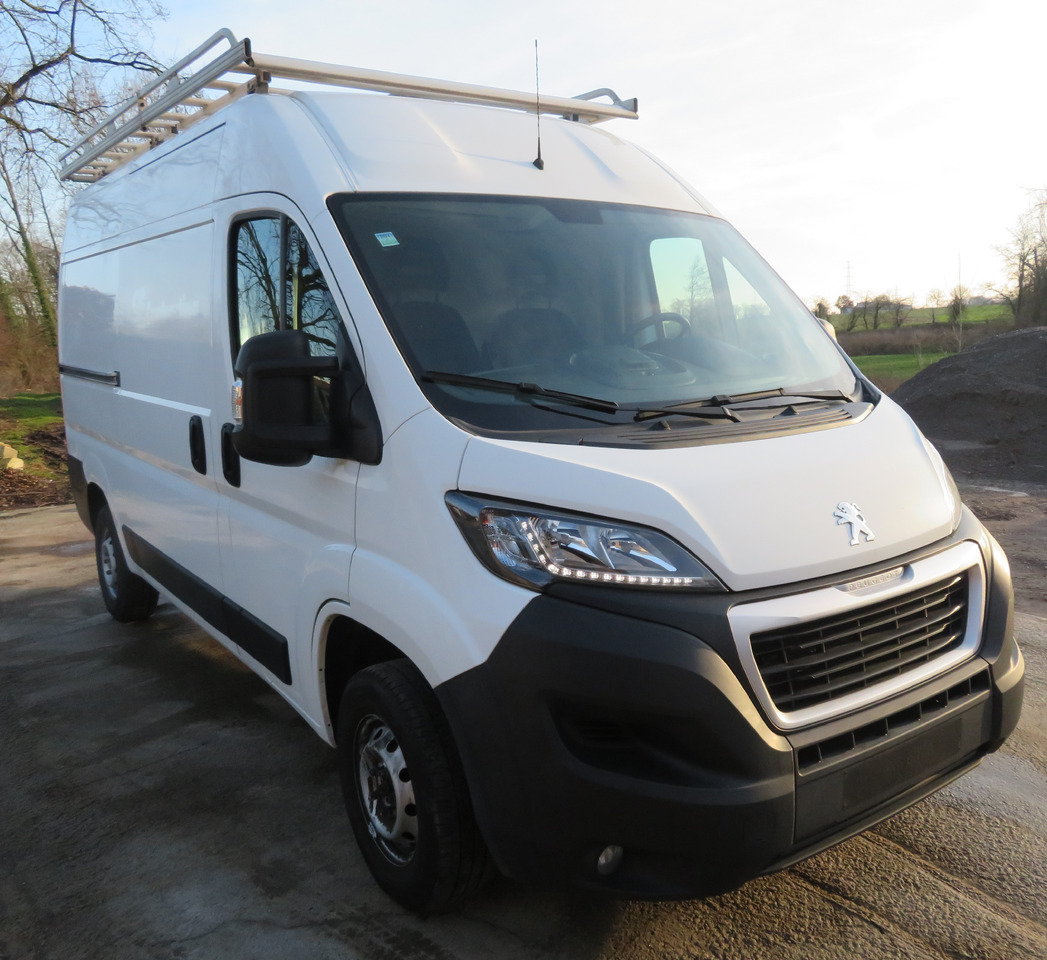 Peugeot Boxer 2.0 Blue HDI - כלי רכב מסחרי עם לוח: תמונה 1 Peugeot Boxer 2.0 Blue HDI - כלי רכב מסחרי עם לוח: תמונה 1