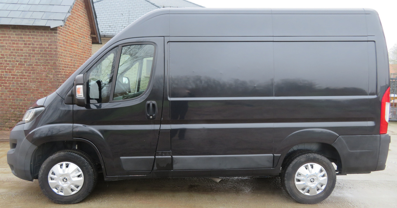 Peugeot Boxer 2.0blue HDI - כלי רכב מסחרי קטן: תמונה 4 Peugeot Boxer 2.0blue HDI - כלי רכב מסחרי קטן: תמונה 4
