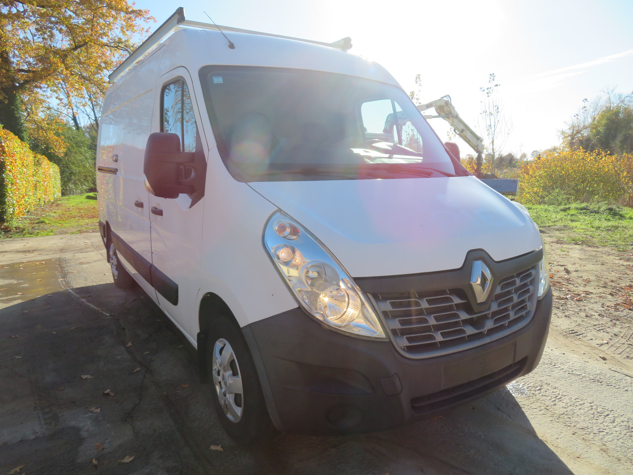 Renault Master 2.3dCi - L2H2 - כלי רכב מסחרי עם לוח: תמונה 1 Renault Master 2.3dCi - L2H2 - כלי רכב מסחרי עם לוח: תמונה 1