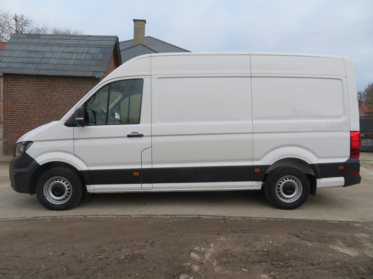 Volkswagen Crafter 2.0 CR TDi L3H3 - כלי רכב מסחרי עם לוח: תמונה 4 Volkswagen Crafter 2.0 CR TDi L3H3 - כלי רכב מסחרי עם לוח: תמונה 4