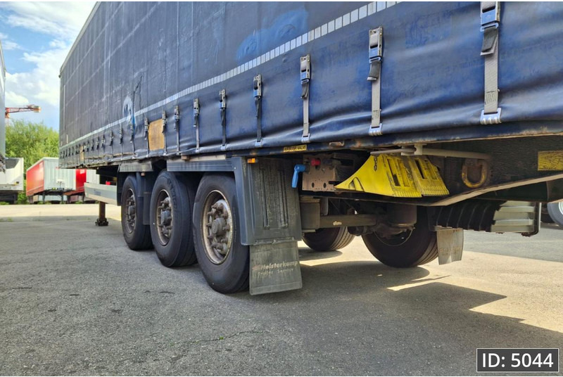 Krone SD / BPW Disk / Huckepack - סמיטריילר עם וילונות צד: תמונה 4 Krone SD / BPW Disk / Huckepack - סמיטריילר עם וילונות צד: תמונה 4