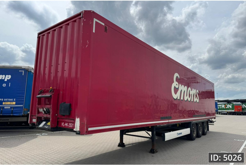 Krone SD / Disk brakes / Double stock - סמיטריילר בתיבה סגורה: תמונה 1 Krone SD / Disk brakes / Double stock - סמיטריילר בתיבה סגורה: תמונה 1