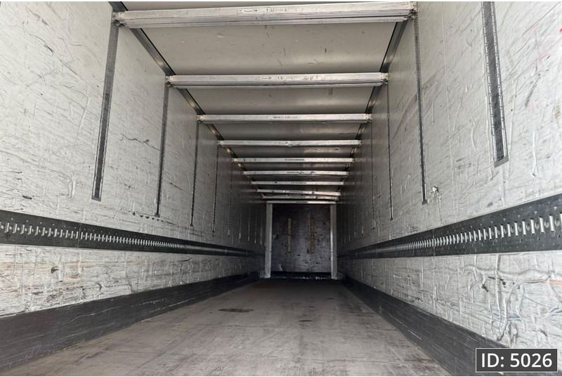 Krone SD / Disk brakes / Double stock - סמיטריילר בתיבה סגורה: תמונה 5 Krone SD / Disk brakes / Double stock - סמיטריילר בתיבה סגורה: תמונה 5