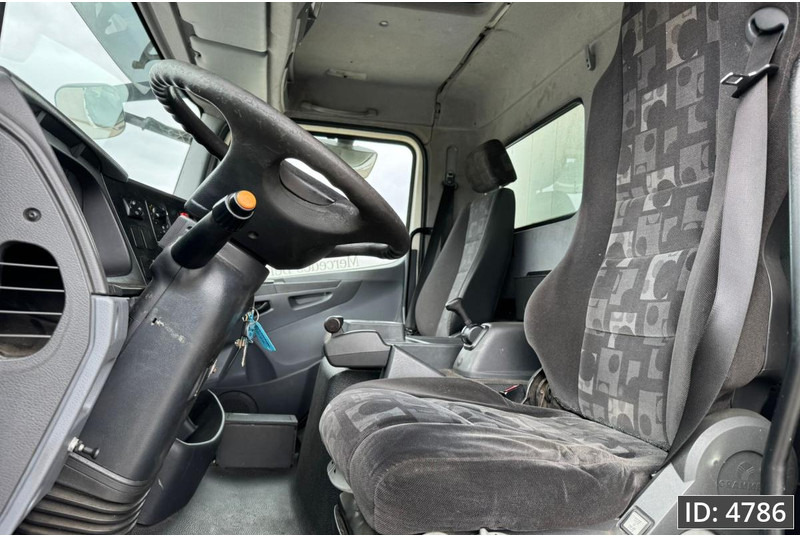Mercedes-Benz Atego 1318 Day Cab, Euro 5, BDF / EPS automatic / DHOLLANDIA 2000KG - מוביל מכולות/ משאית החלפת גוף: תמונה 5 Mercedes-Benz Atego 1318 Day Cab, Euro 5, BDF / EPS automatic / DHOLLANDIA 2000KG - מוביל מכולות/ משאית החלפת גוף: תמונה 5