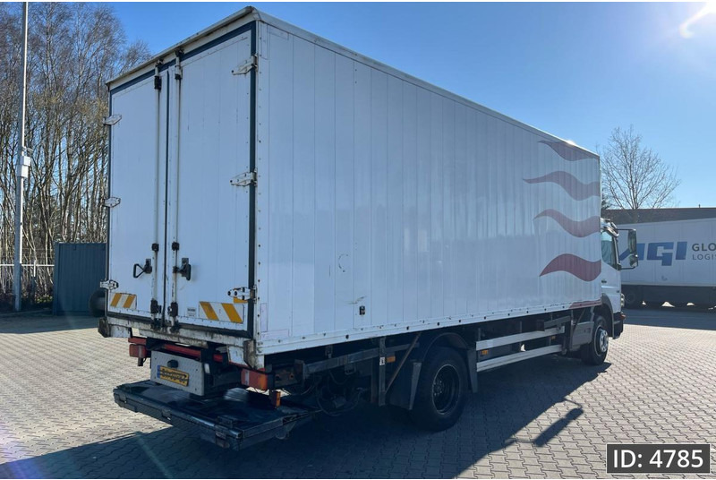 Mercedes-Benz Atego 1318 Day Cab, Euro 5, BDF / EPS automatic / DHOLLANDIA 2000KG - מוביל מכולות/ משאית החלפת גוף: תמונה 3 Mercedes-Benz Atego 1318 Day Cab, Euro 5, BDF / EPS automatic / DHOLLANDIA 2000KG - מוביל מכולות/ משאית החלפת גוף: תמונה 3